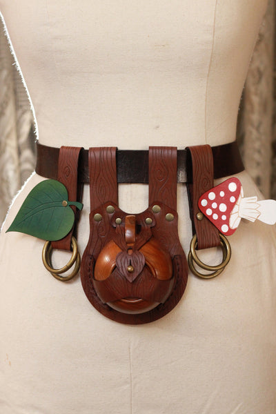 Wood Grain Teacup Holster with Mushroom and Leaf Skirt Hike Set