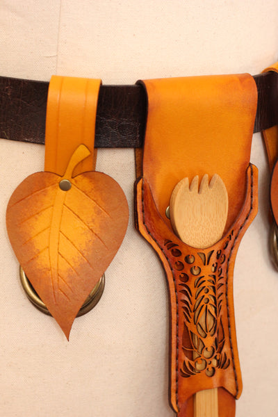 Yellow Distressed Spork and Leaf Hike Accessory Set